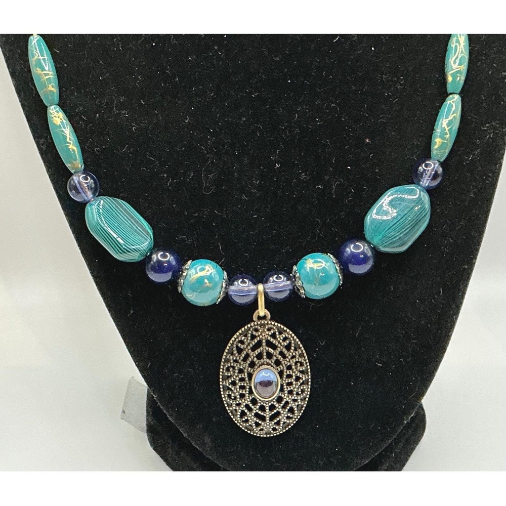 18" Artisan Blue &‎ Teal Bead Necklace w/ Filigree Pendant • Boho Vintage Style
